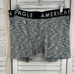 AMERICAN EAGLE OUTFITTERS Men's 6"
Flex Boxer Brief Black & White-XL